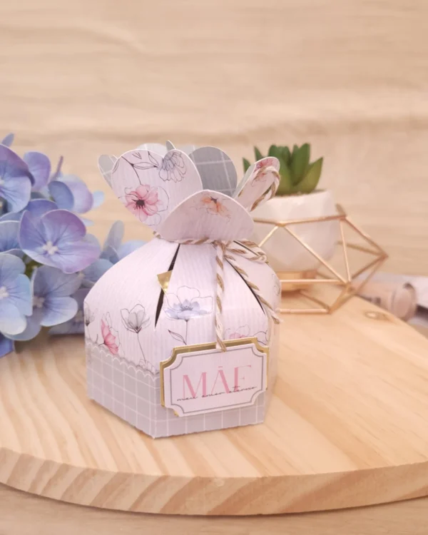 Arquivo Digital COMEMORATIVOS > DIA DAS MÃES LEBRANCINHAS BELA FLOR 8