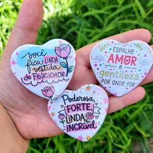 Arquivo Digital KIT DIA DAS MÃES BUTTON CORAÇÃO CANVA 01